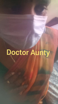 Tamil Doctor Aunty Consultant