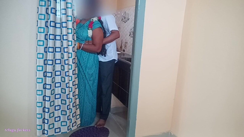 Telugu-fuckers: India tetona telugu madrastra follada por hijastro en cocina mientras...