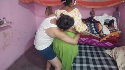 Yourgeeta8899: Fodida bem com o beijo forte do vizinho