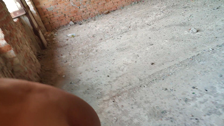 DirtyLubov: Oralsex Auf Baustelle