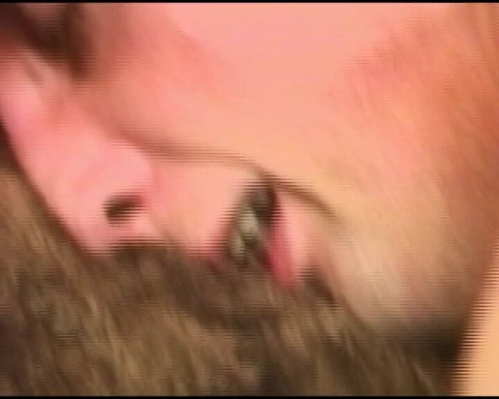 Deutsche Camgirls: Atemberaubende deutsche schlampe peggt ihren mann vor einem blowjob