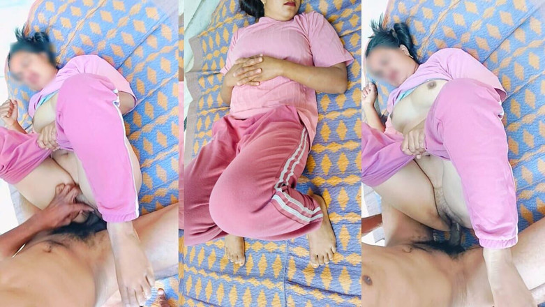 Lust Suman: desi ganv ki larki suman pahli baar seks vidiyo, nee...