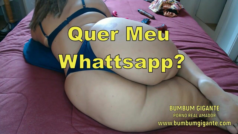 Camargo Hotwife: Sentado gostoso na cadeira