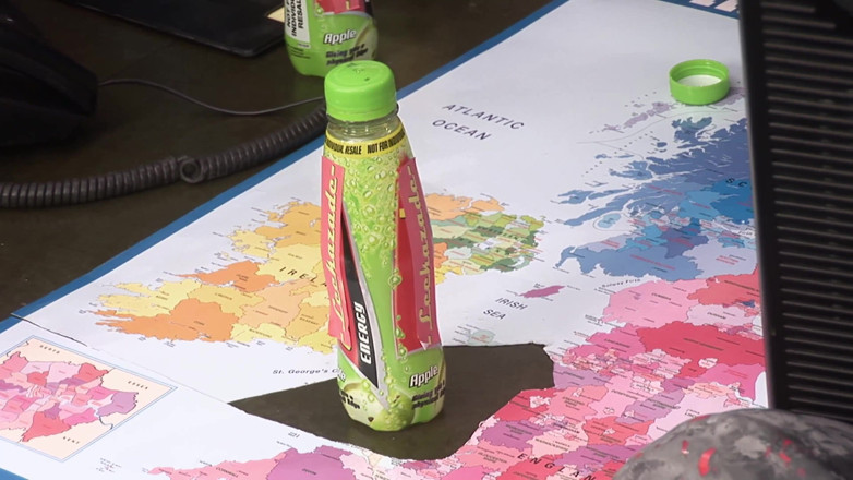 Radical: Des putes britanniques dans une orgie