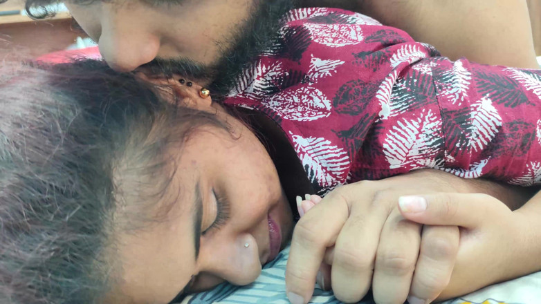 Vaishnavysharunraj: Anal, lambida no buraco, romance
