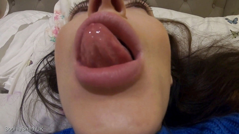 SophiaSmithUK: În gura mea
