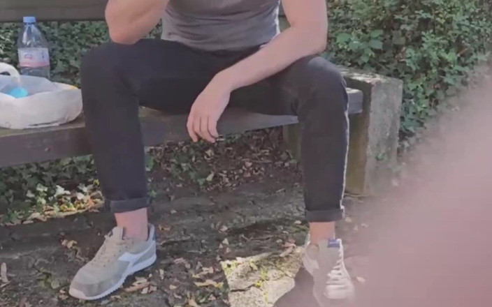 AntoGoesHunting: Zufälliger verheirateter hetero-typ im park nimmt mein angebot an und...