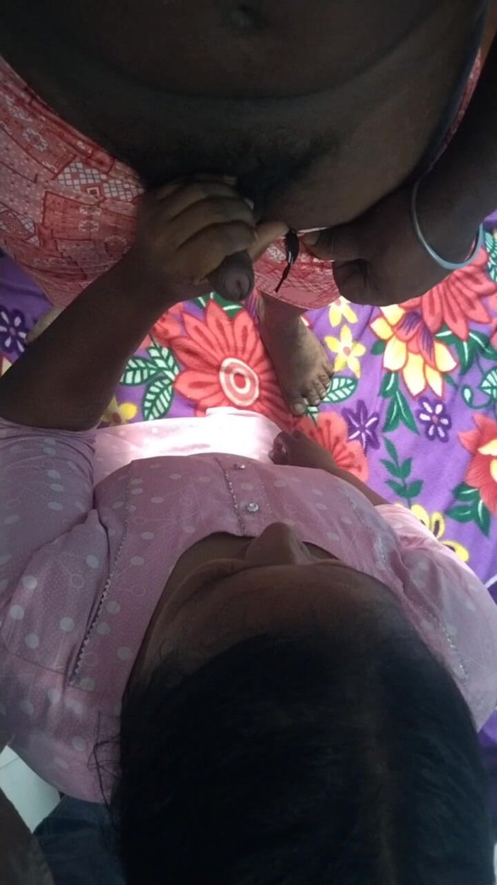 Tamil lesbian: Pipe tamoule sexy, pipe torride