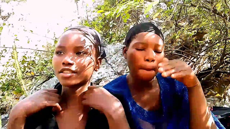 Gorret Zambian Sexy Lady: With My Fellow Artist