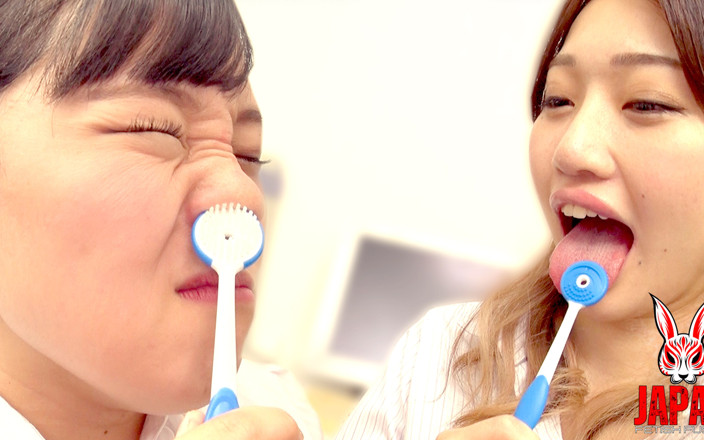 Japan Fetish Fusion: Ol Japonesa Airu Hashino Le Mete El Aliento Y La...
