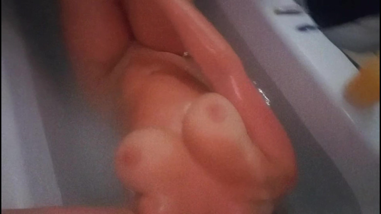 Gonna make you squirt: Esplorando tutte le mie fantasie sessuali al 18 mi spoglio mi...