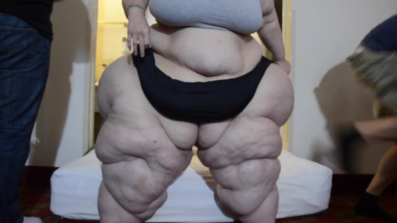 Full Weight Productions: Tag-team matratze fällt mit Bobbi Jo &amp; Savannah