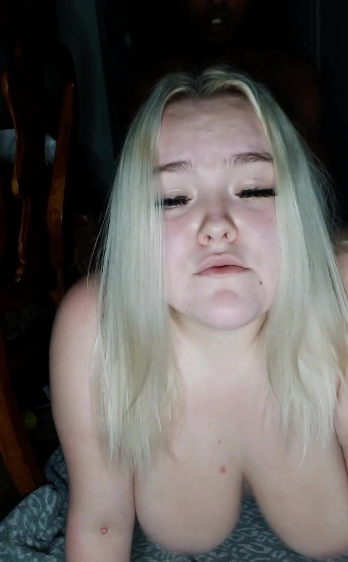 Missi Rae: Gratuit à voir sur ma page, tête baveuse et baise Omar