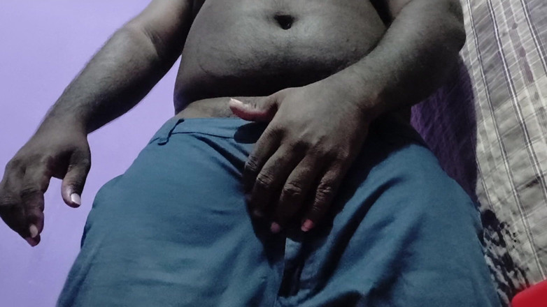 CarvingShovel: Tamil boy sabah gösterisi