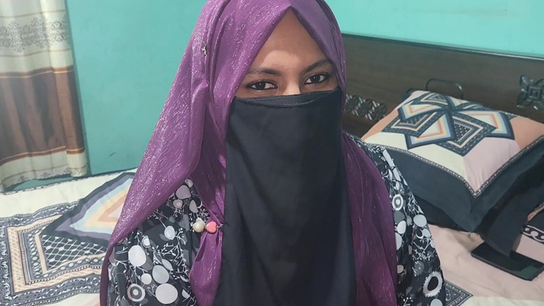 Akhi moni: Am futut o doamnă hijabi