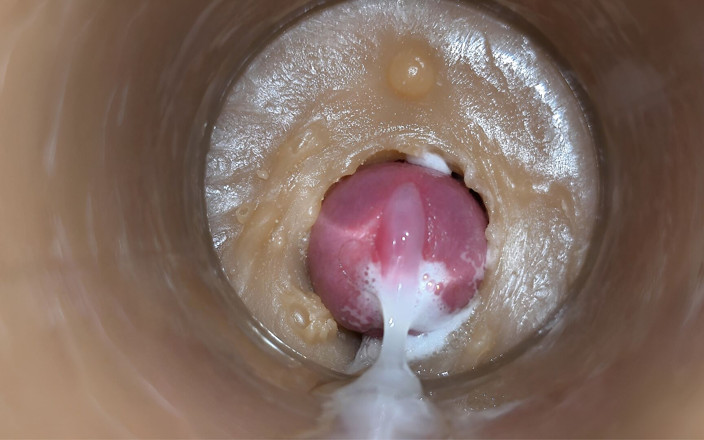Creme sperm: Chatte de l’intérieur - ces cheveux sur ma bite sont très...