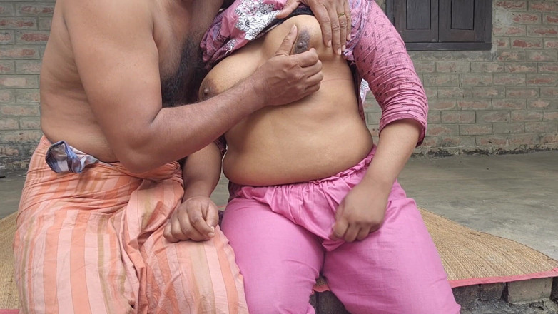 Banglavabi: Utomhus make fru romantisk sex video