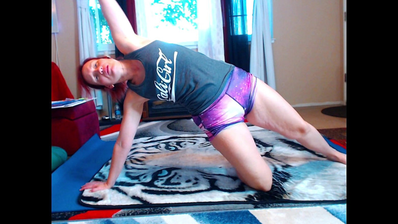 Aurora Willows: Makkelijk yoga beginner uitrekken