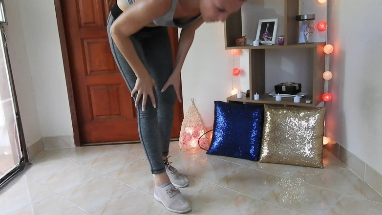 MissAnja_FH: Chevauchage de gode extrêmement en sueur