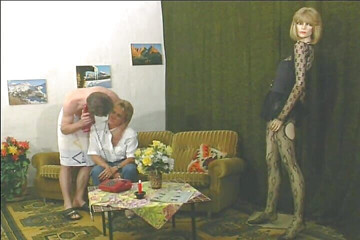 Deutsche Camgirls: Vieja abuela alemana demolida por el culo