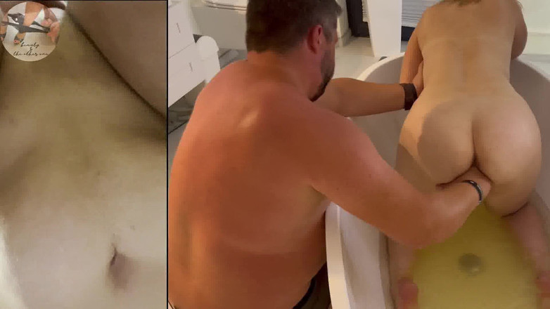 beauty_and_the_other_one: Lexis badezeit in der badewanne, multiple orgasmen mit Luca