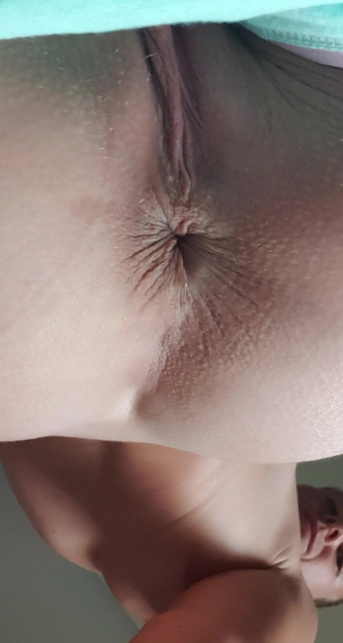 MissAnja_FH: Un peu plus de mon cul ?