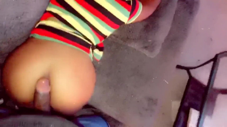 Fijii pornbox: Buona festa dei padri Ora sborra nel mio buco del...