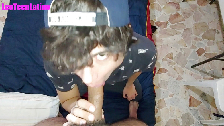 LeoTeenLatinos: Colega mea de cameră heterosexuală excitată