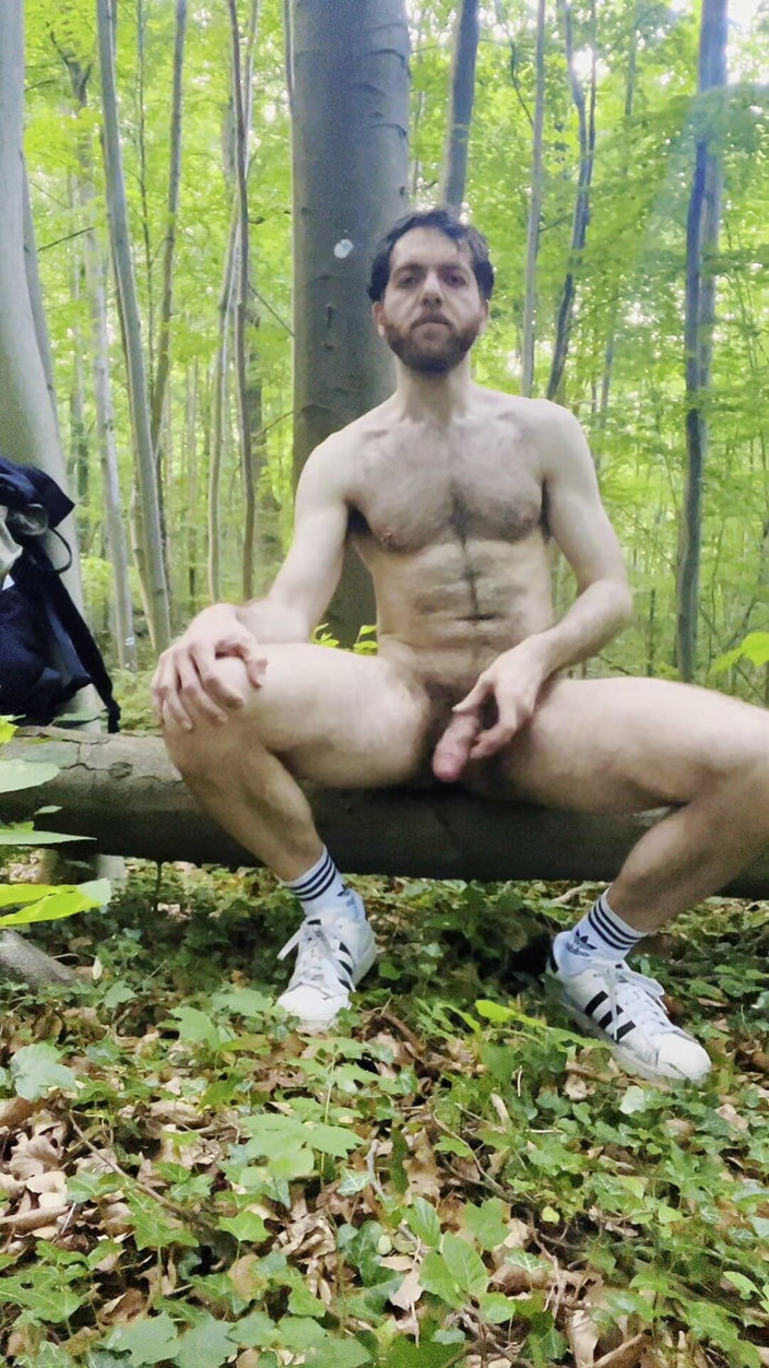 Levant Otter: Diversión en el bosque