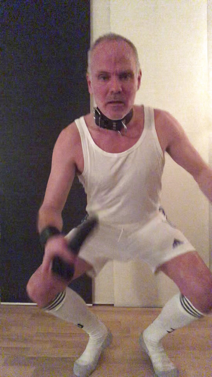 Exhibitionslutty: Eu, cavalgar e chupar vibrador - solo