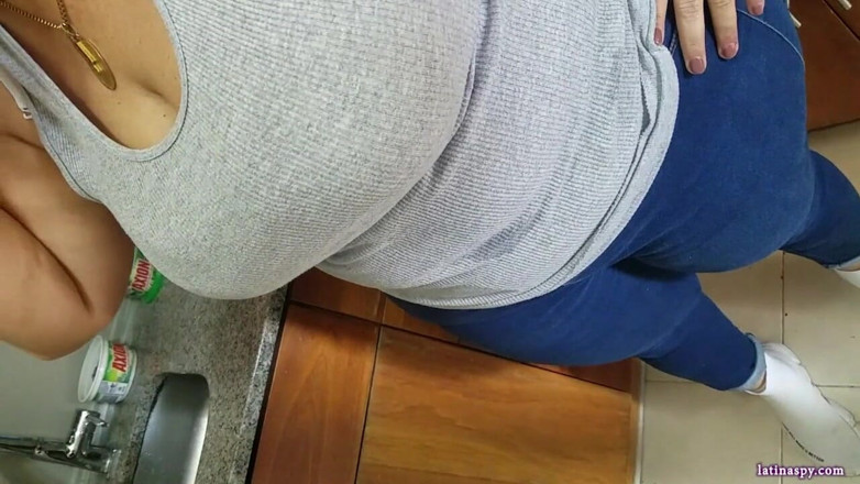 Latinaspy: Afl.67, Tocaculos gaat 3XL