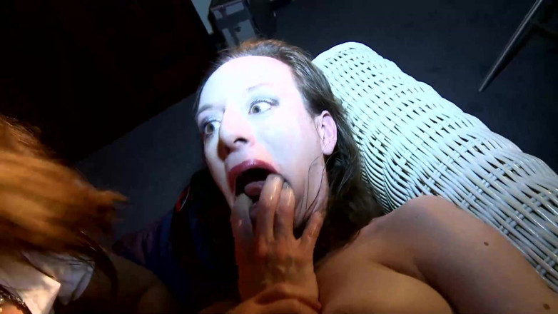 Deutschland porn: Aiuto sessuale tedesco - (film completo)