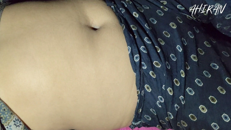 Aahan Ahiran: Behaarte muschi, Vagina Bewertung und Vorspiel mit ihrem freund in...
