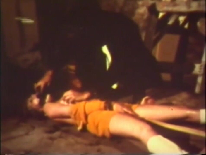 Vintage Usa: Vzácná šílená klasická BDSM scéna!