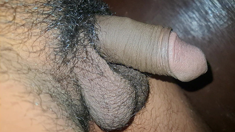 Desi_Porn_India: Giovane ragazzo caldo piscia