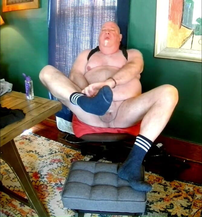 beardaddychub: Webcam thủ dâm cho một người hâm mộ!