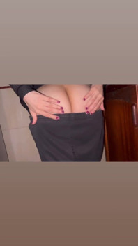 Nuevo Contenido Chupándola En La Cocina De Un Amigo!