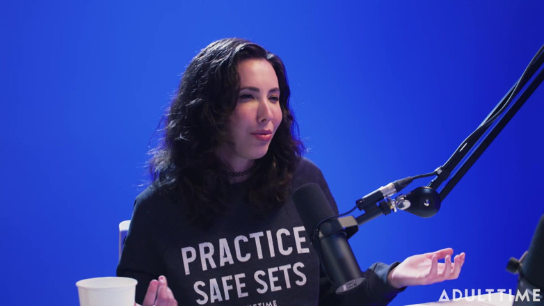 Adult Time Podcast: Casey Calvert: Parodia Tiger King, Syndrom Oszusta i BDSM | Podcast...
