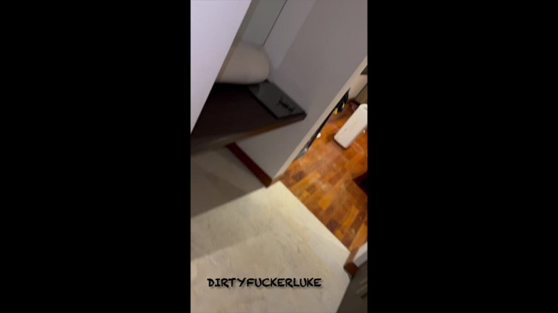 Luke: Luke &amp; Josh bermain kencing nakal kuning