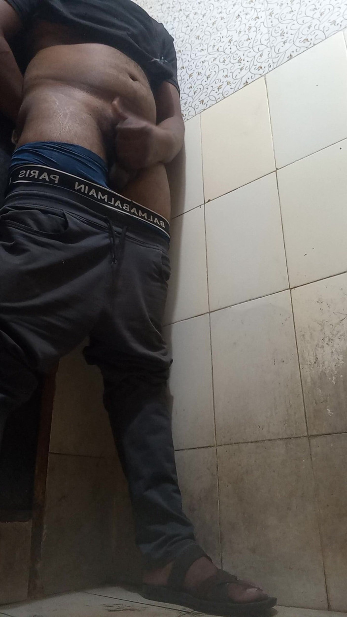 Sweet Indian cock: Mon desi indien suce les seins et les tétons de...