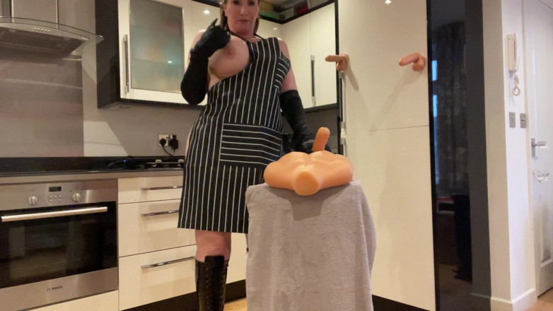 Sophie James: Nejhustší macecha Deepthroat zástěra děvka je !!