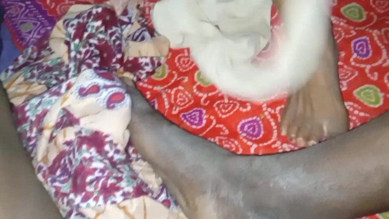Bengaliauntykichut: The Neighbor's Boy Came in the Morning