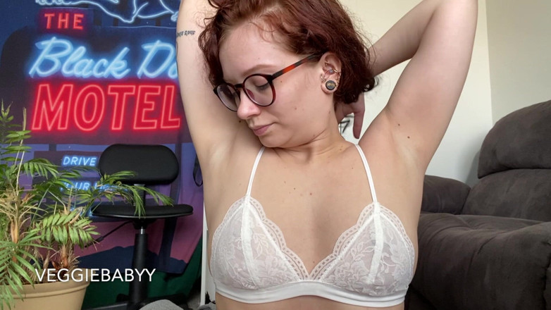 Veggiebabyy: Uderz w moje pachy - Ogolone pachy JOI