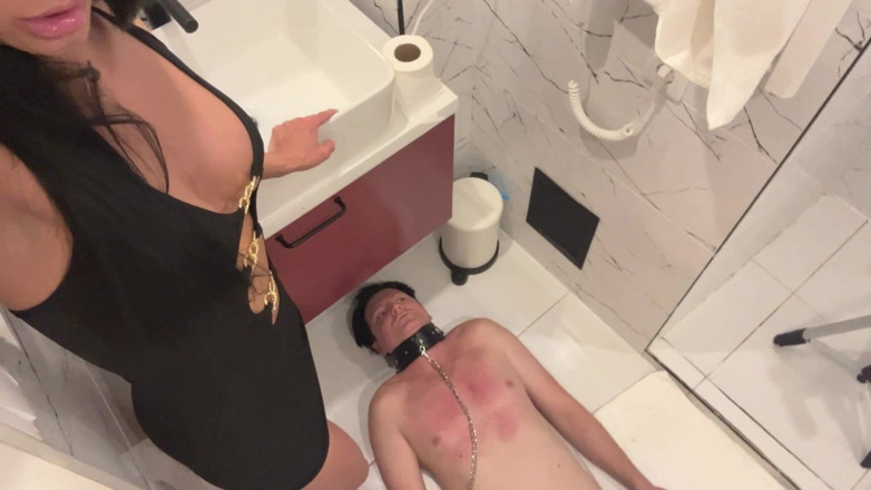 Femdom Austria: Femdom podcast šlapání - Jdu ven a šukám jiné chlapy, zatímco idiot uklízí...