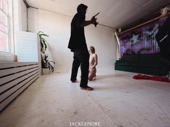 Jacklemore: Séance de baise en studio bts avec Dolly Love