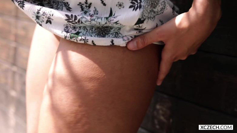XCZECH: Sharon Cherry - cảm ứng ấm áp - Premium