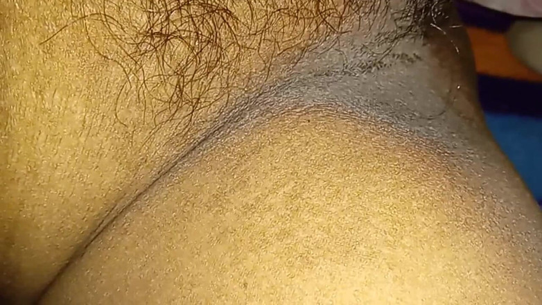 Bengaliauntykichut: Hintli seksi komşumu sikiyor