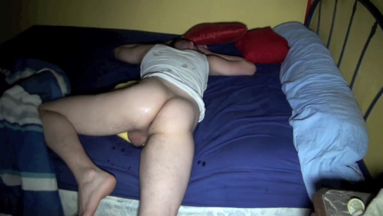 Crunch Boy: Fransk twink som används av björn gangster under t