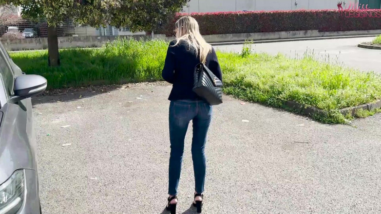MissLeggings: 継母が継息子の親友に中古車を買うという不適切な申し出