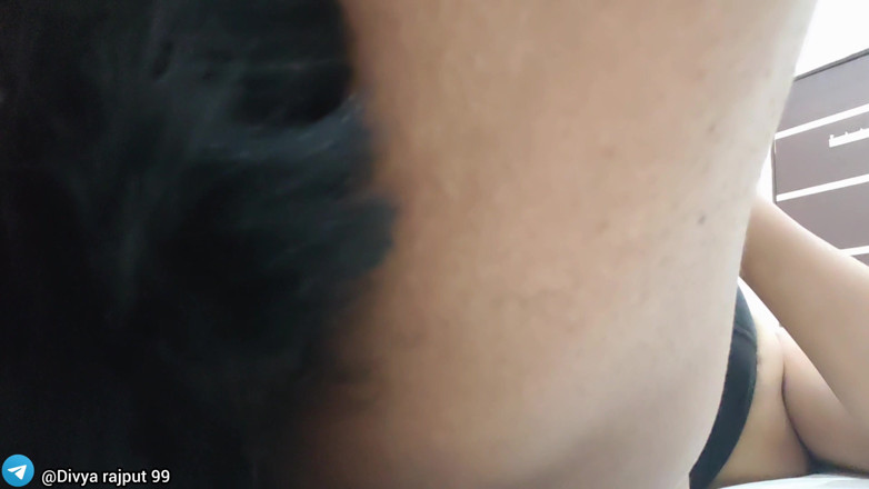 Divyaraj99: Il solo dost ki biwi
